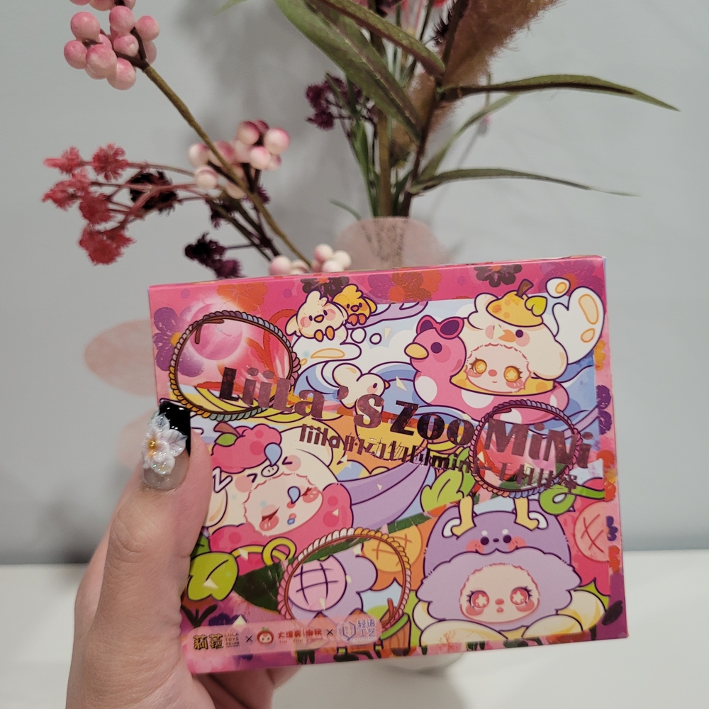 Liila's Lucky Cat Blind Box